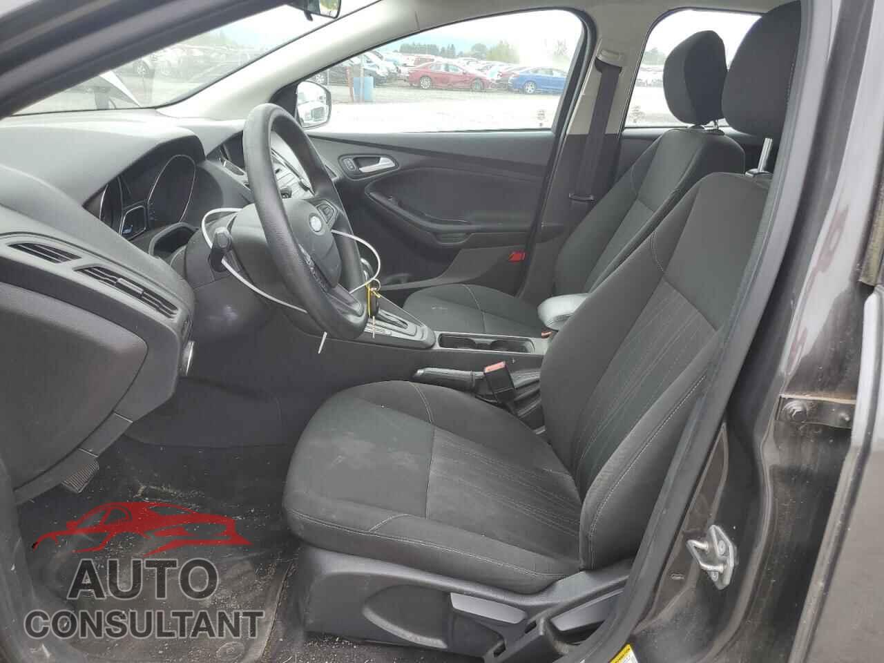 FORD FOCUS 2015 - 1FADP3K28FL242707