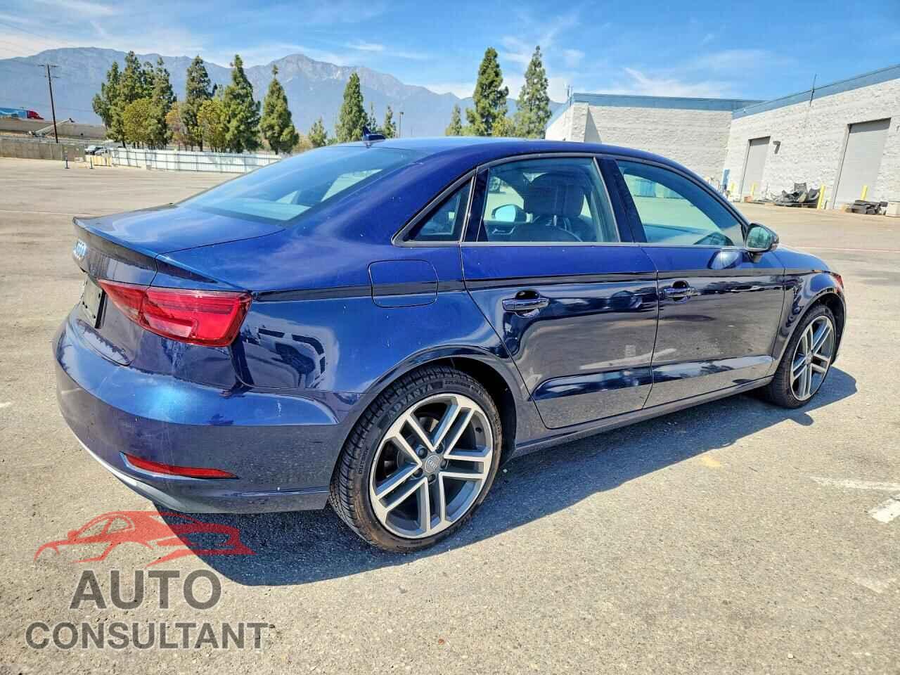 AUDI A3 2018 - WAUAUGFF6J1010263