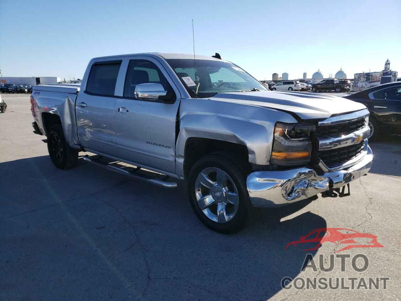 CHEVROLET SILVERADO 2018 - 3GCUKRER4JG218270