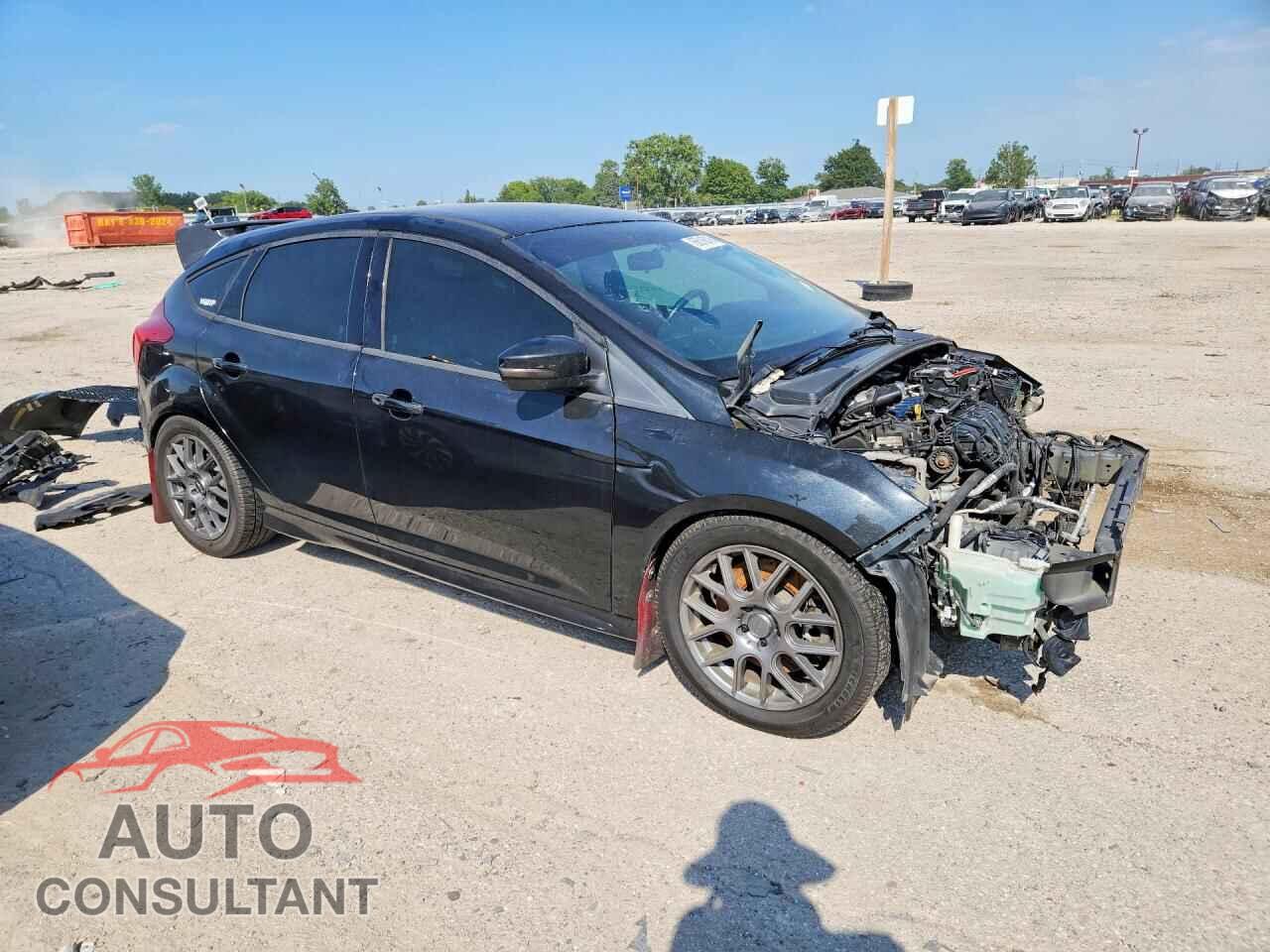 FORD FOCUS 2014 - 1FADP3L96EL418728
