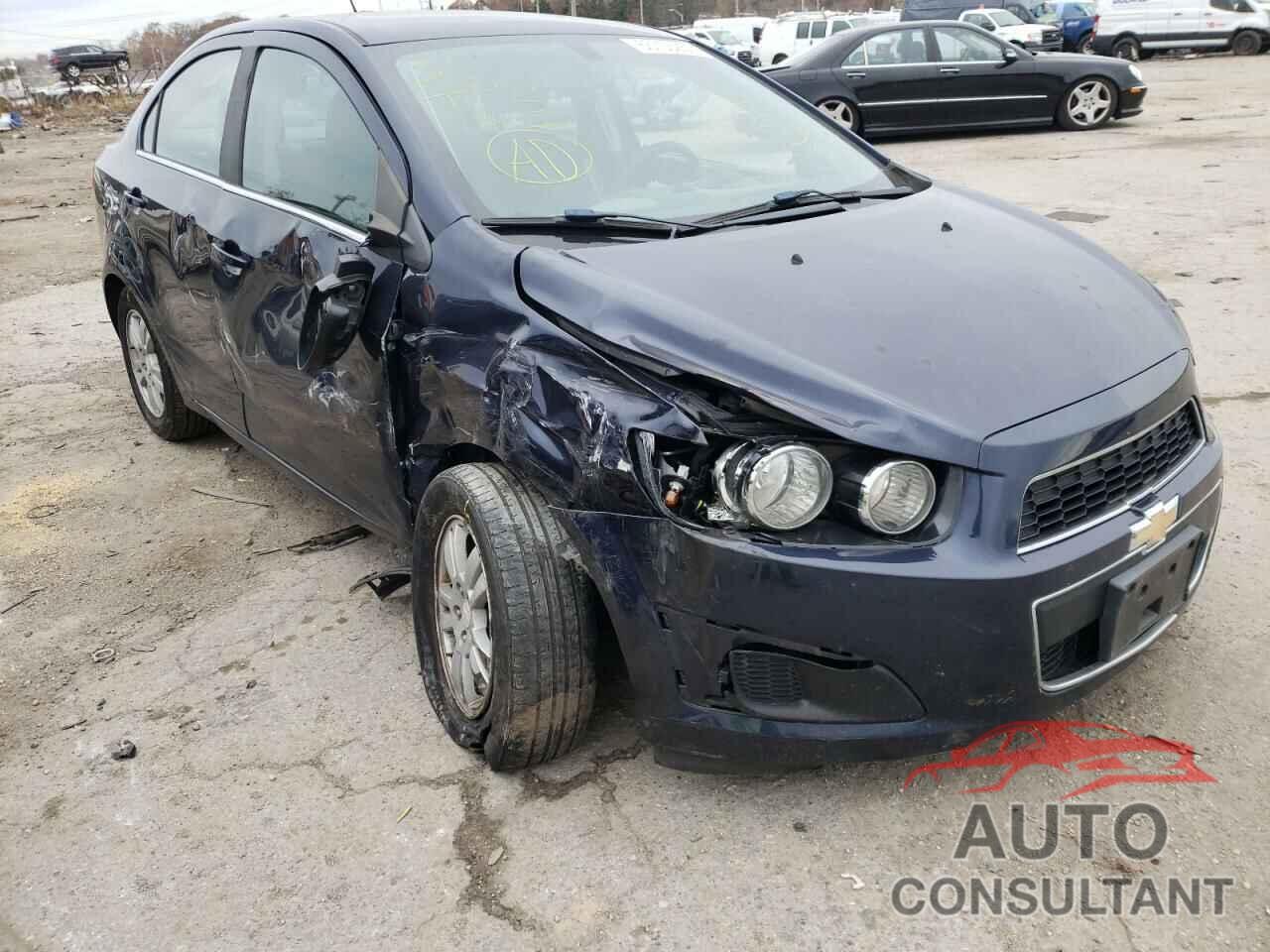CHEVROLET SONIC 2016 - 1G1JC5SG5G4121282