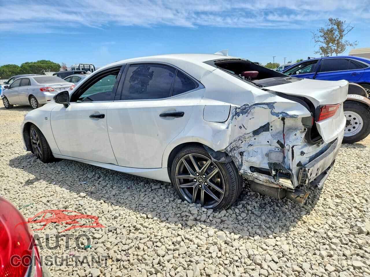 LEXUS IS 2015 - JTHBF1D2XF5052867