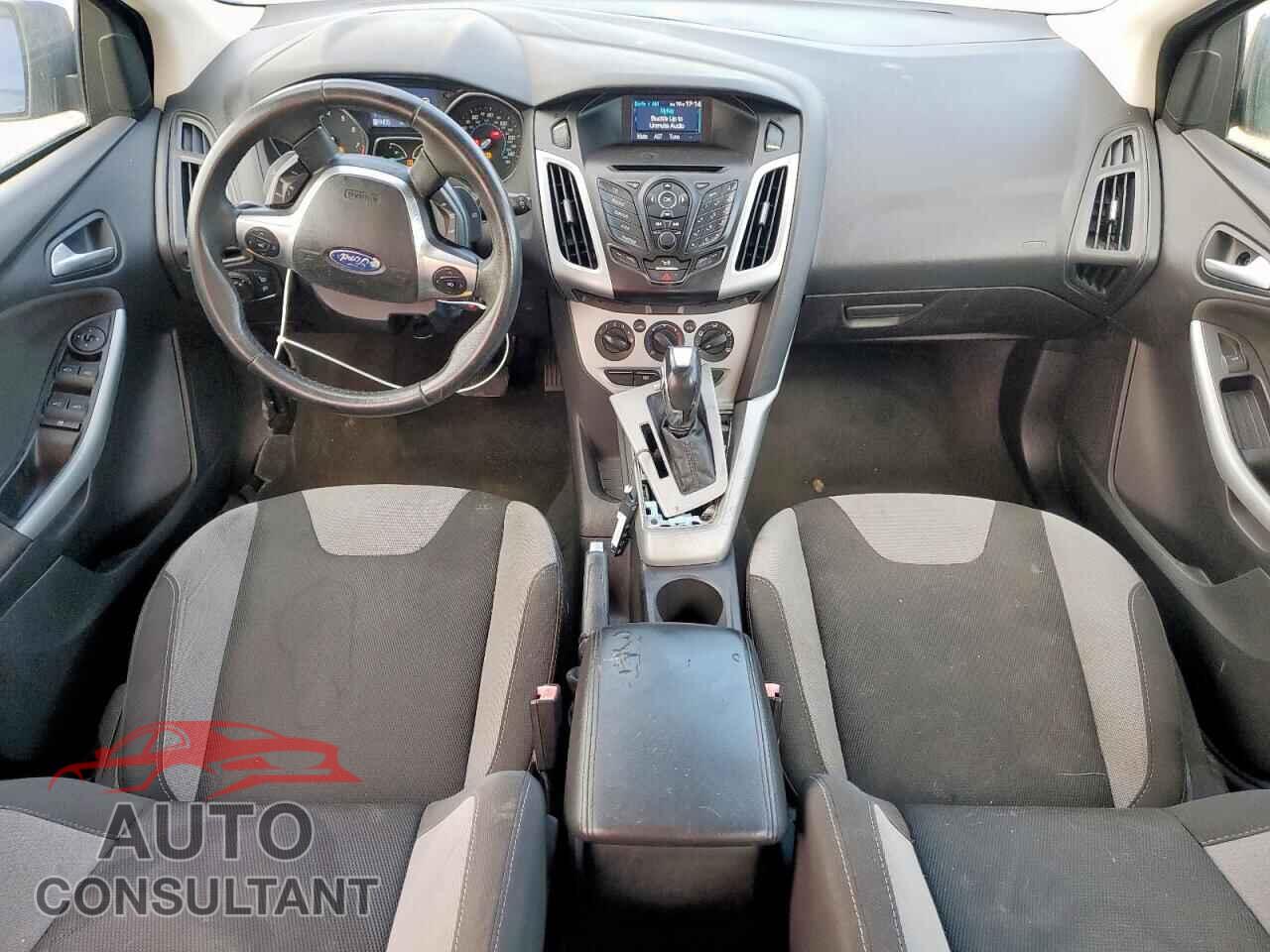 FORD FOCUS 2012 - 1FAHP3K2XCL241278