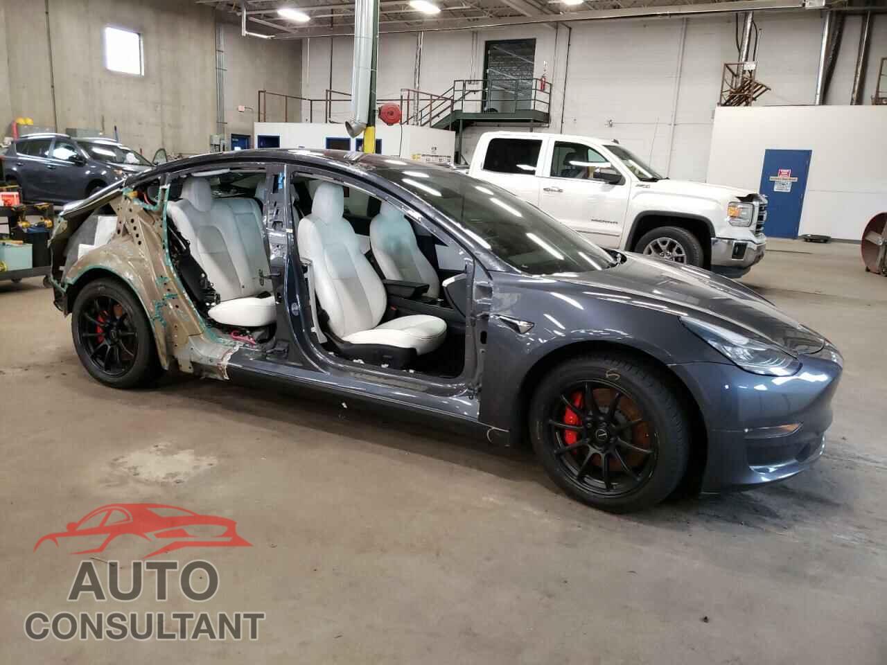 TESLA MODEL 3 2018 - 5YJ3E1EB0JF074438