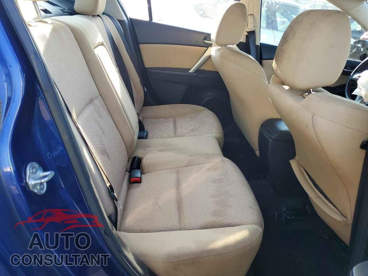 MAZDA MAZDA3 2012 - JM1BL1V59C1501820