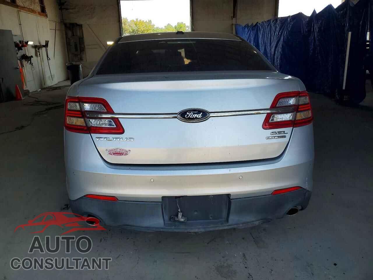 FORD TAURUS 2013 - 1FAHP2E89DG208003