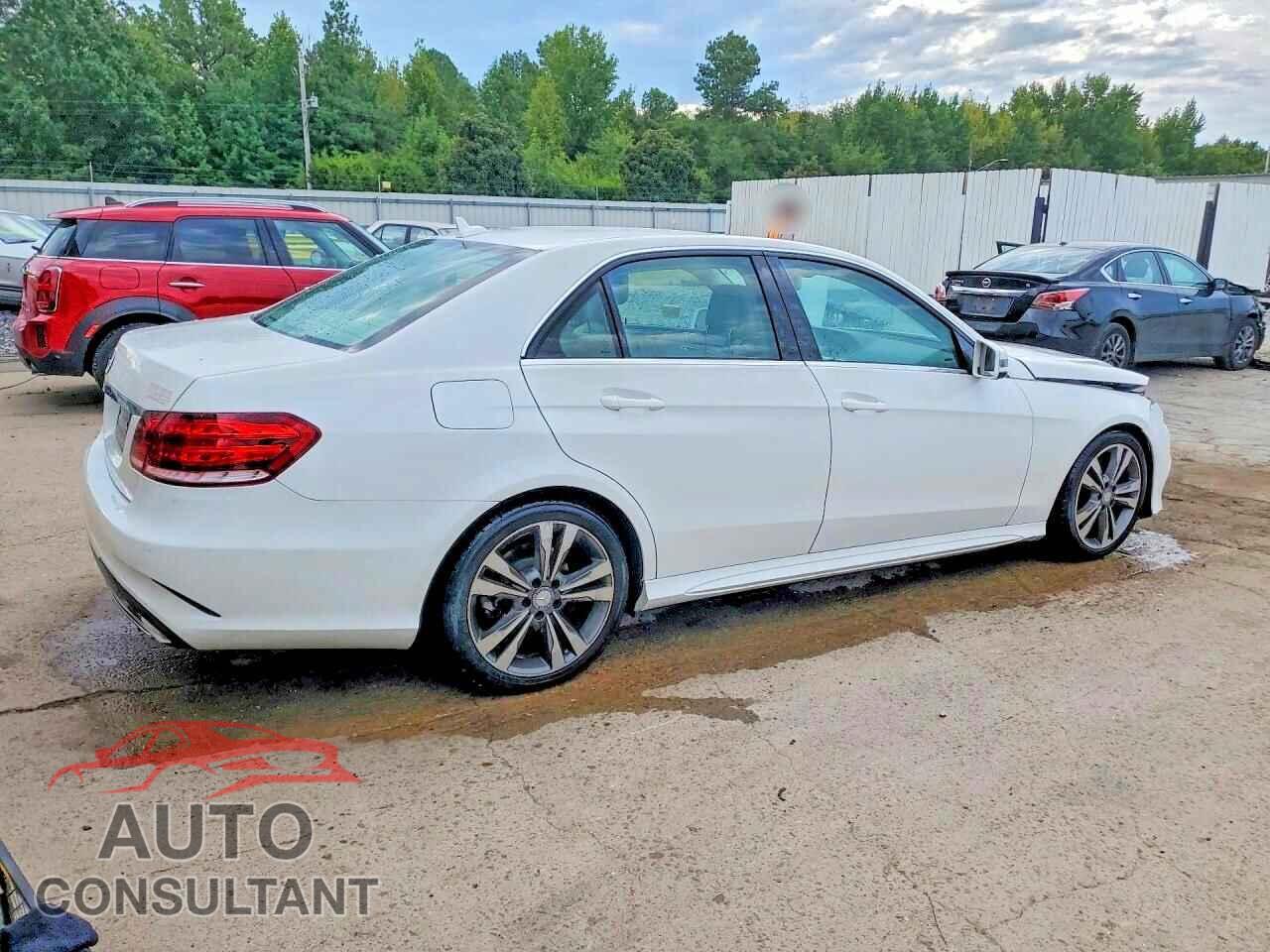 MERCEDES-BENZ E-CLASS 2014 - WDDHF5KB3EB045786