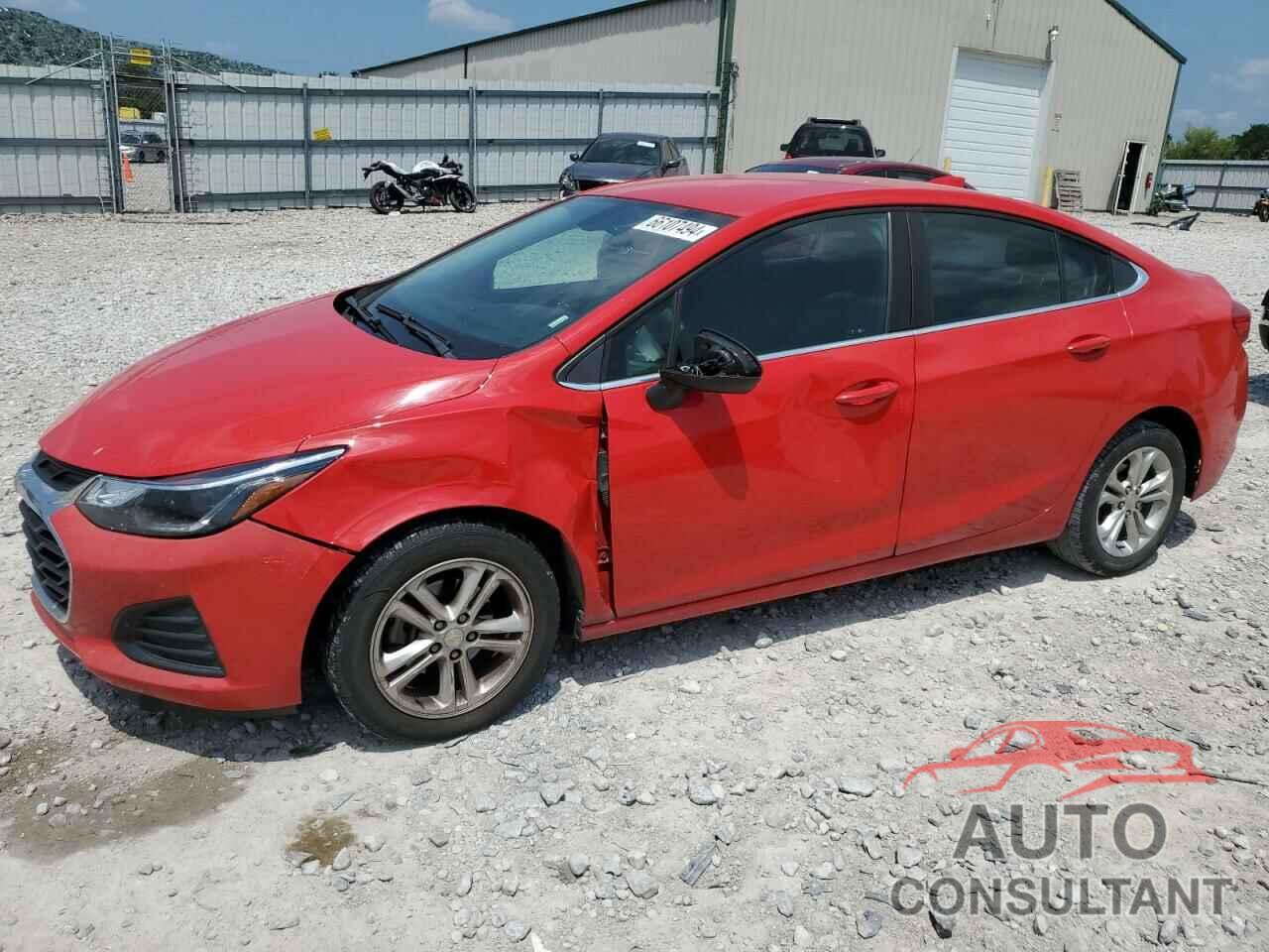 CHEVROLET CRUZE 2019 - 1G1BE5SM0K7117152