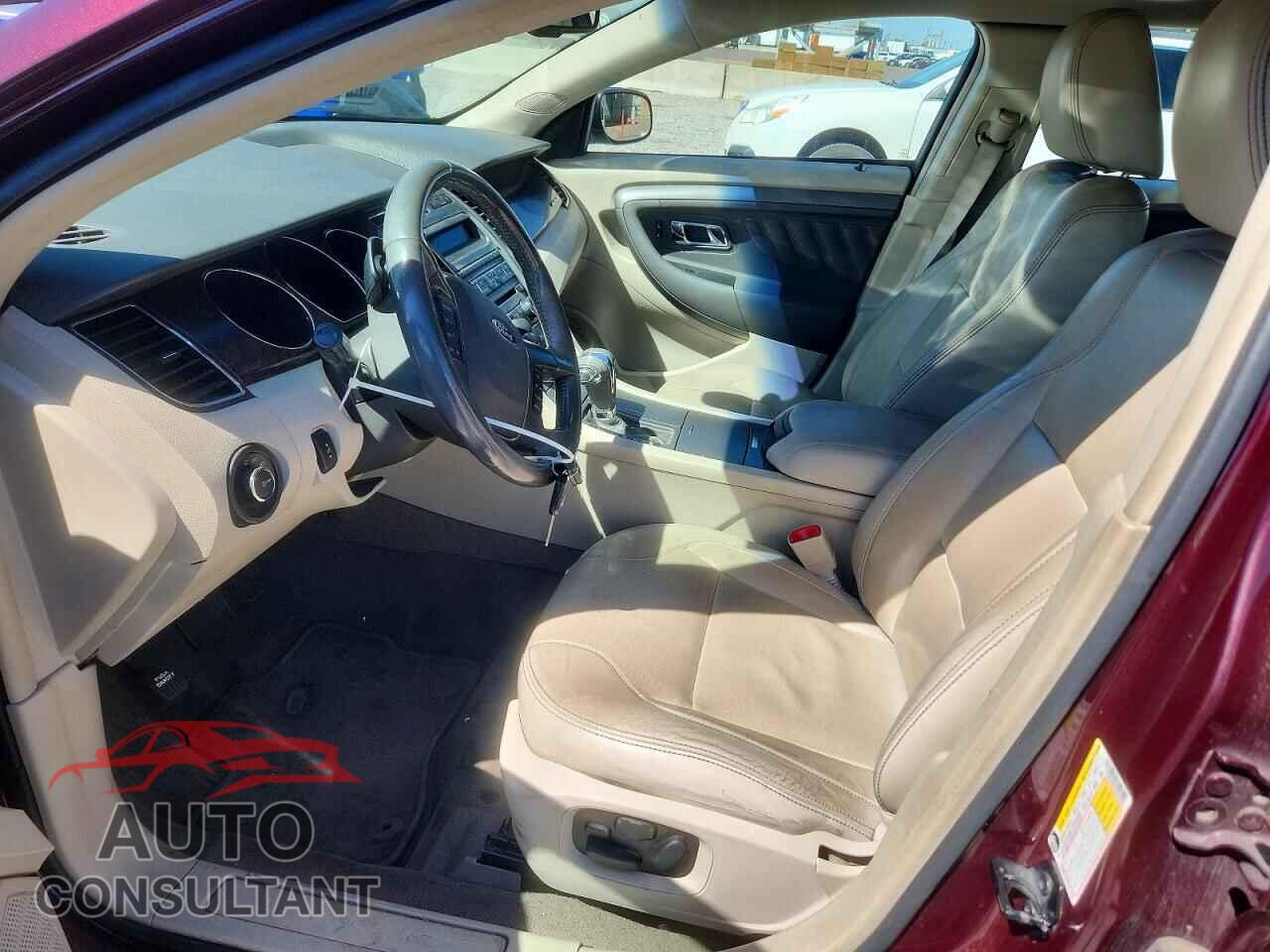 FORD TAURUS 2011 - 1FAHP2EW1BG136452