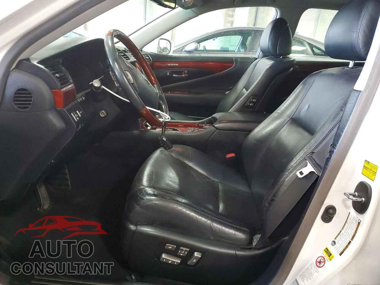 LEXUS LS460 2009 - JTHCL46F995004621