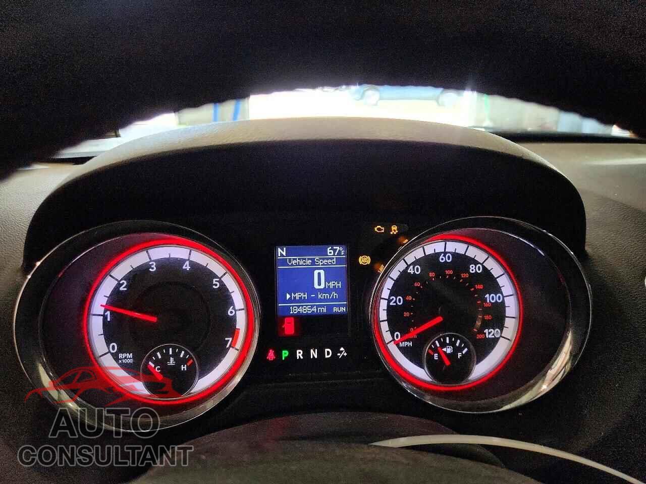 DODGE CARAVAN 2011 - 2D4RN5DGXBR643173