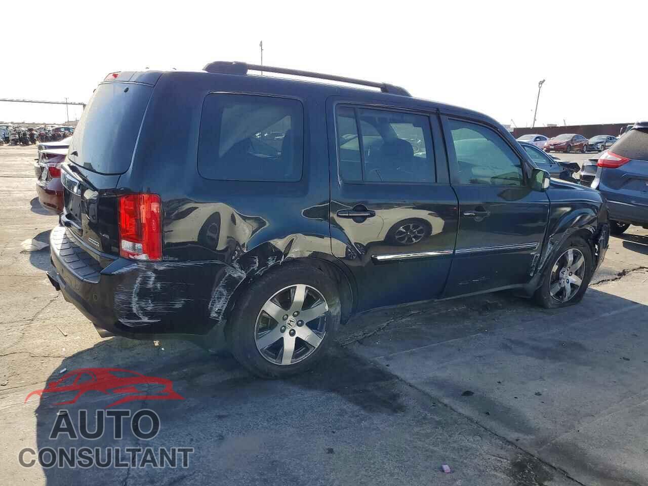 HONDA PILOT 2015 - 5FNYF3H94FB011146