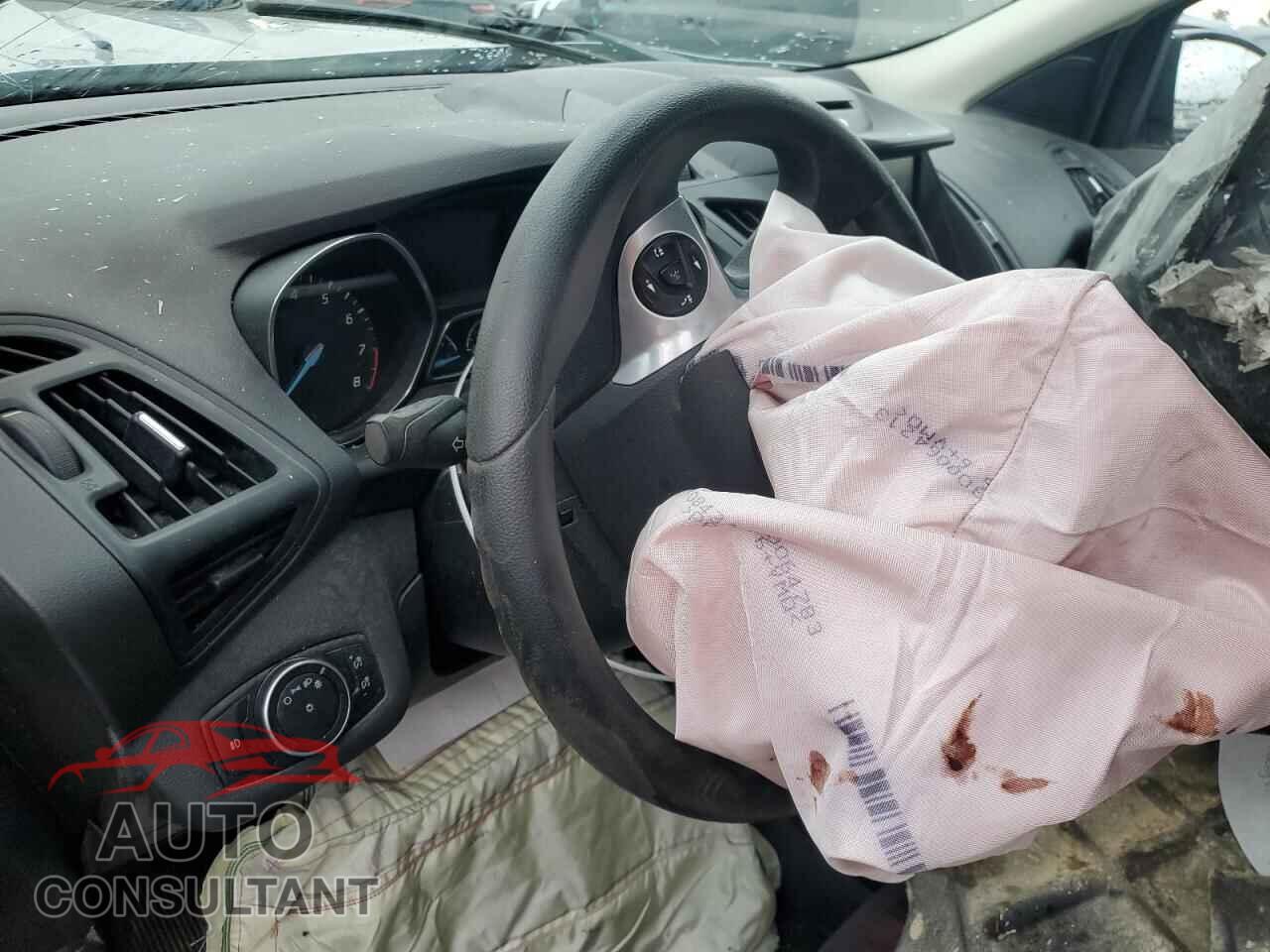 FORD ESCAPE 2015 - 1FMCU9G96FUB92256