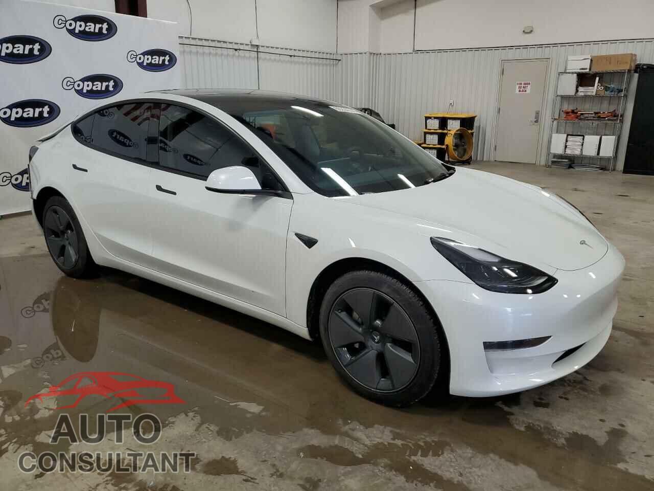 TESLA MODEL 3 2023 - 5YJ3E1EA7PF582454