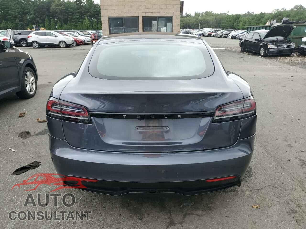 TESLA MODEL S 2023 - 5YJSA1E59PF522377