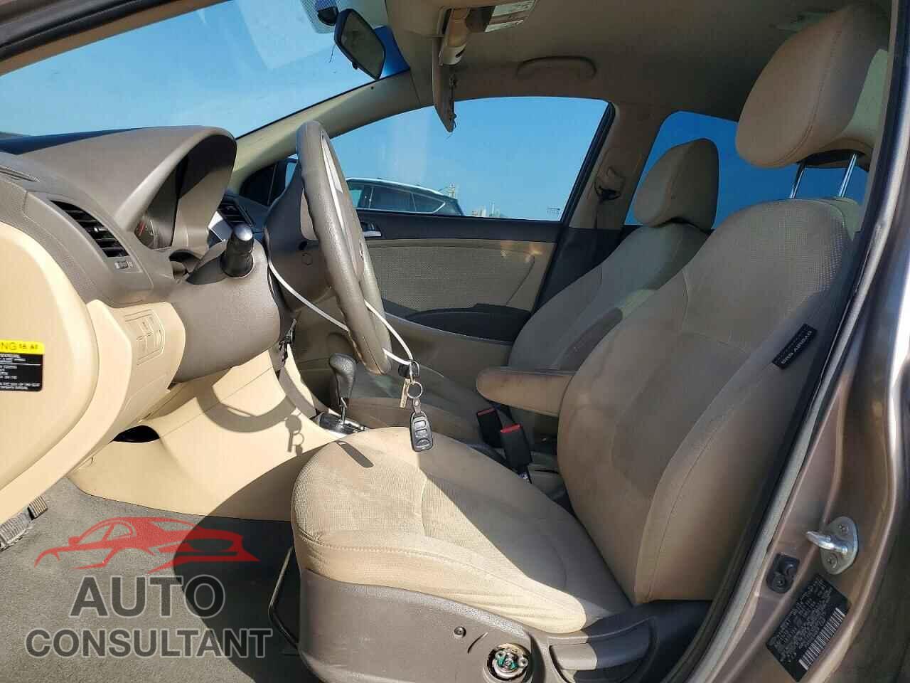 HYUNDAI ACCENT 2013 - KMHCT4AEXDU557675
