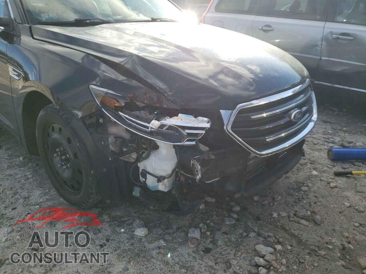 FORD TAURUS 2017 - 1FAHP2F84HG119220