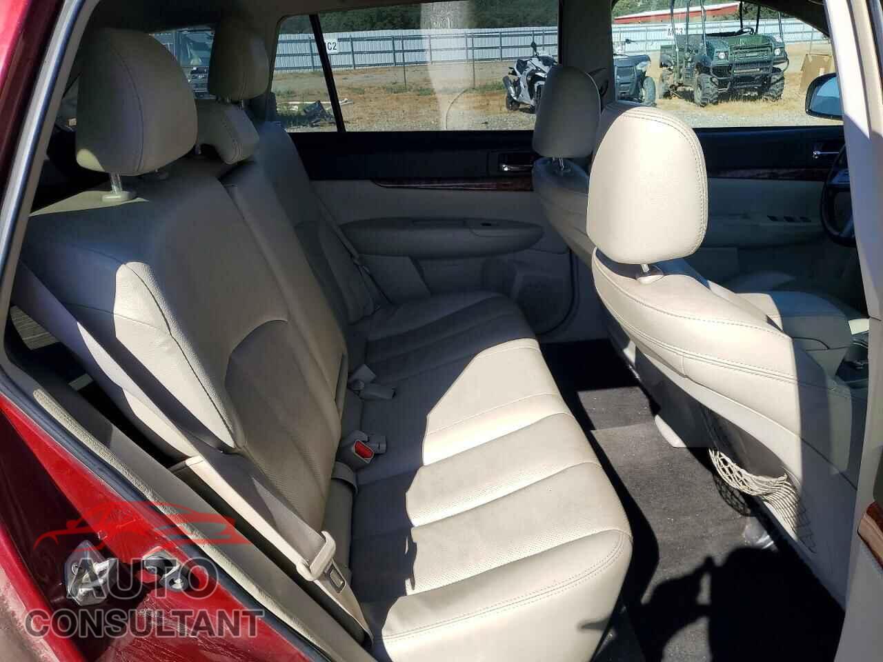 SUBARU OUTBACK 2011 - 4S4BRBKC4B3413585
