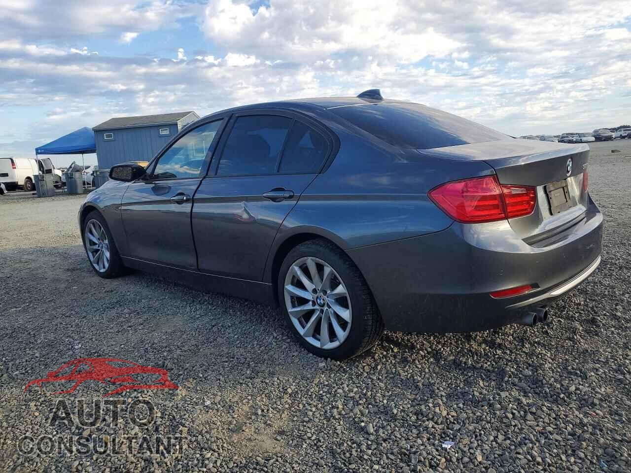 BMW 3 SERIES 2012 - WBA3A5C54CF341947