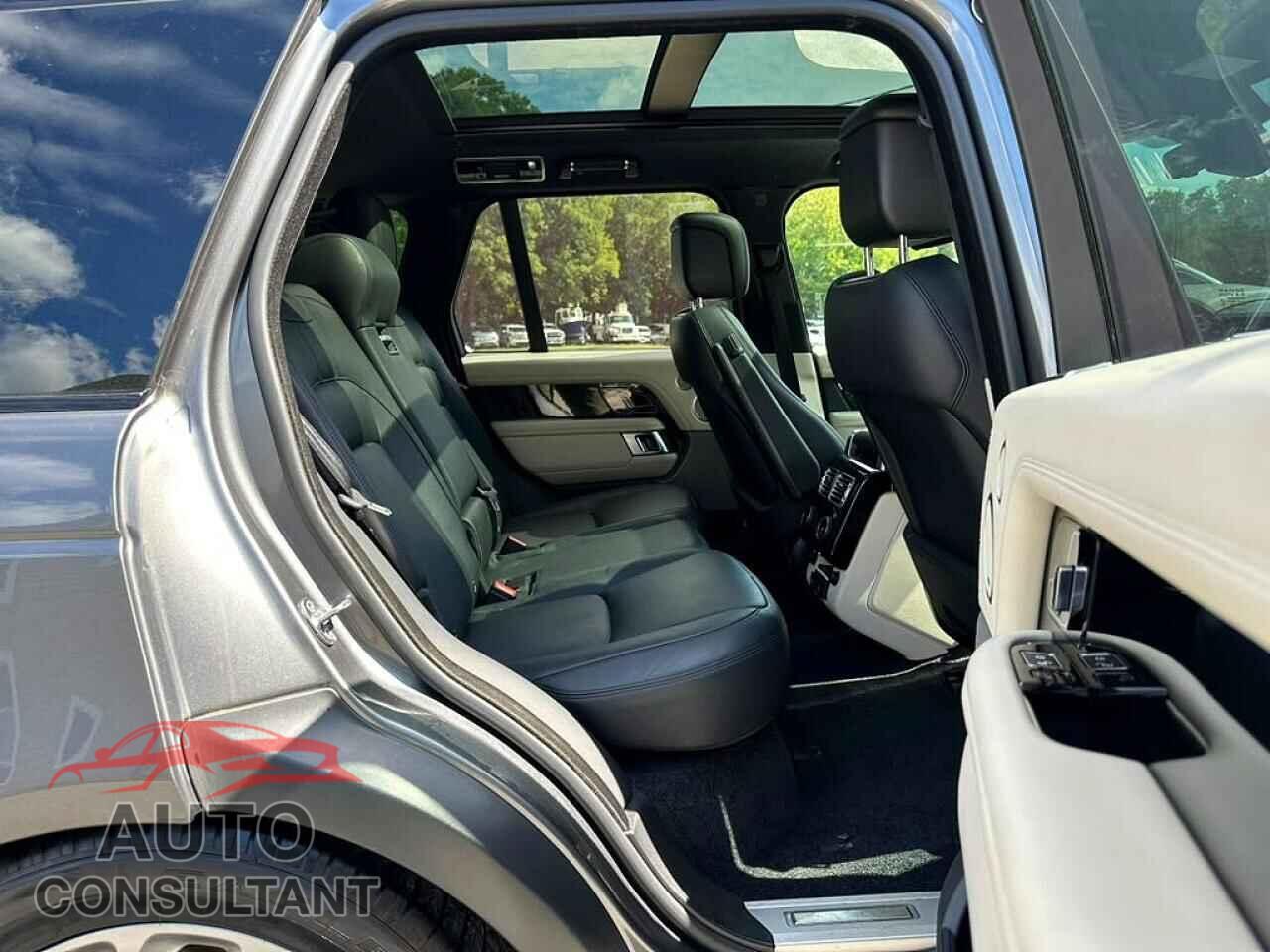 LAND ROVER RANGEROVER 2018 - SALGS2SV4JA392207