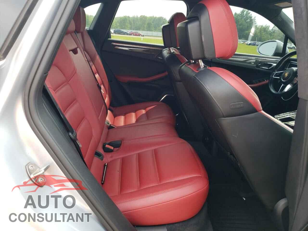 PORSCHE MACAN 2015 - WP1AF2A59FLB47187