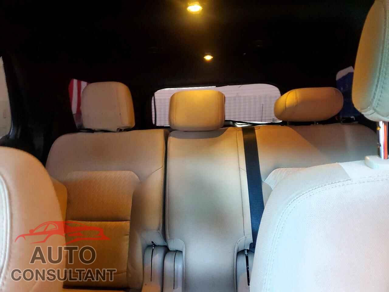 FORD EXPLORER 2016 - 1FM5K8B89GGB43589