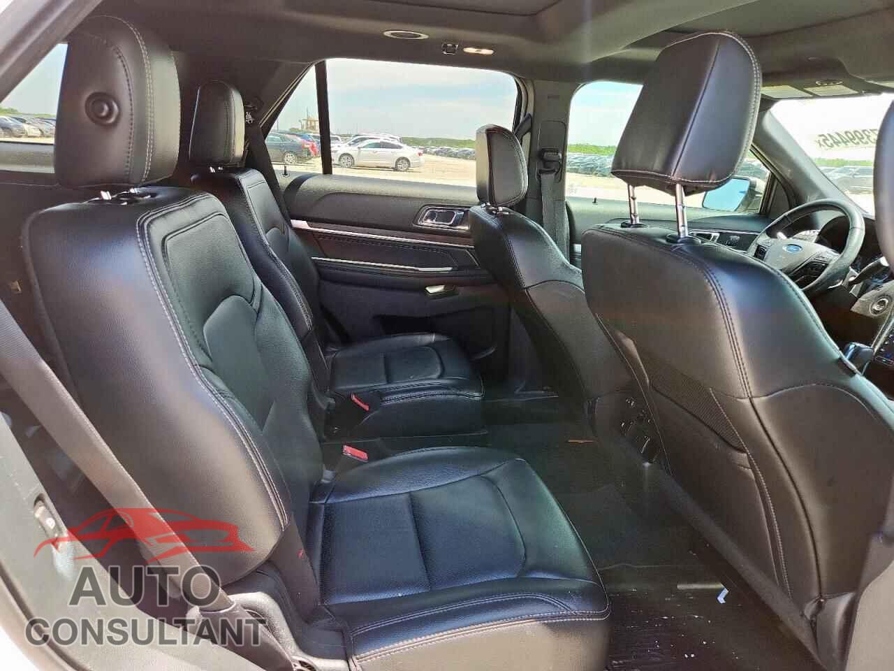 FORD EXPLORER 2018 - 1FM5K7F89JGB54698
