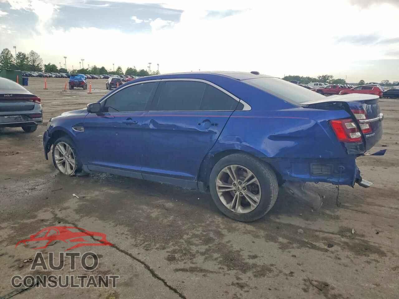 FORD TAURUS 2015 - 1FAHP2E81FG148723
