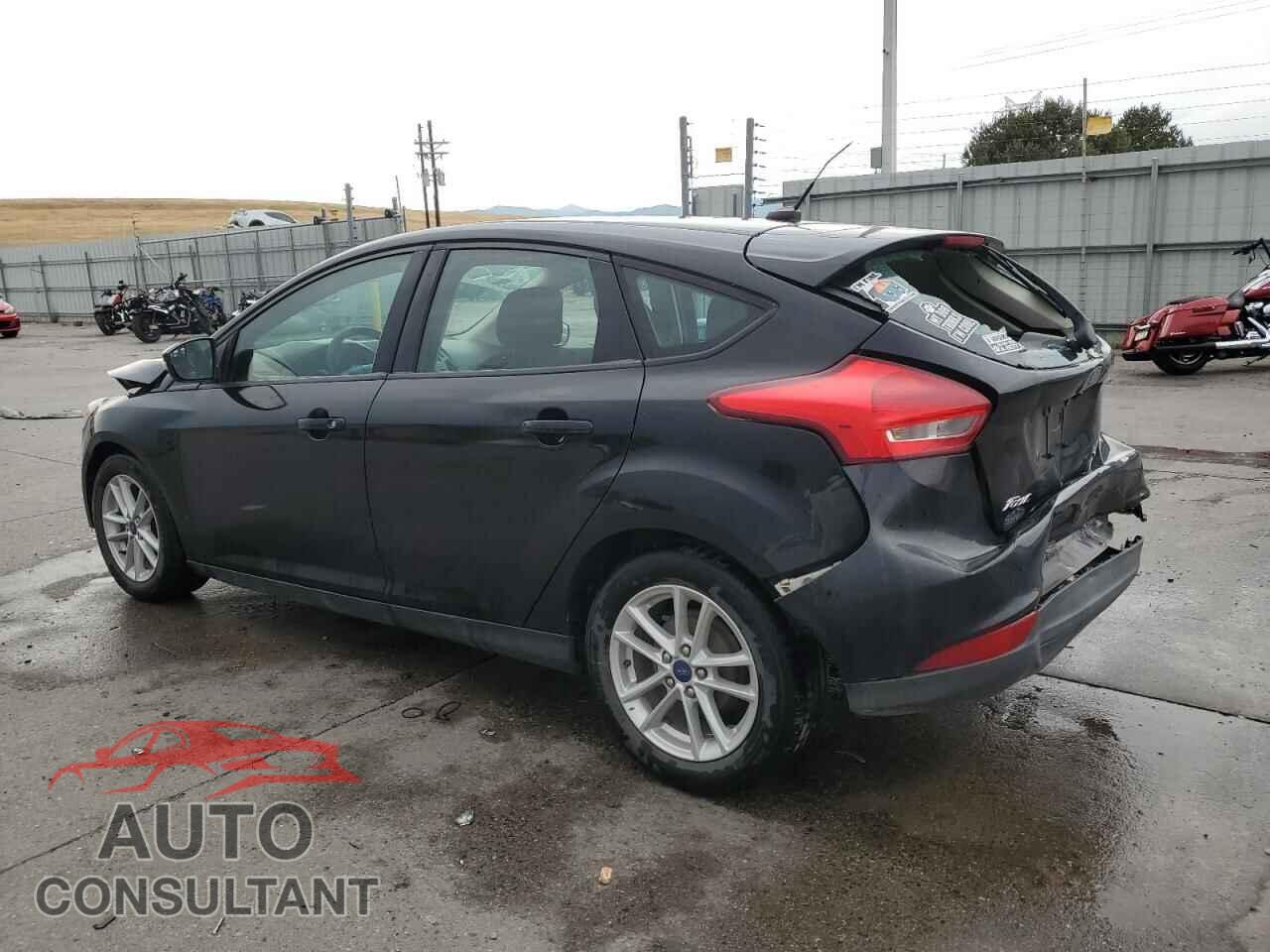 FORD FOCUS 2017 - 1FADP3K28HL247912