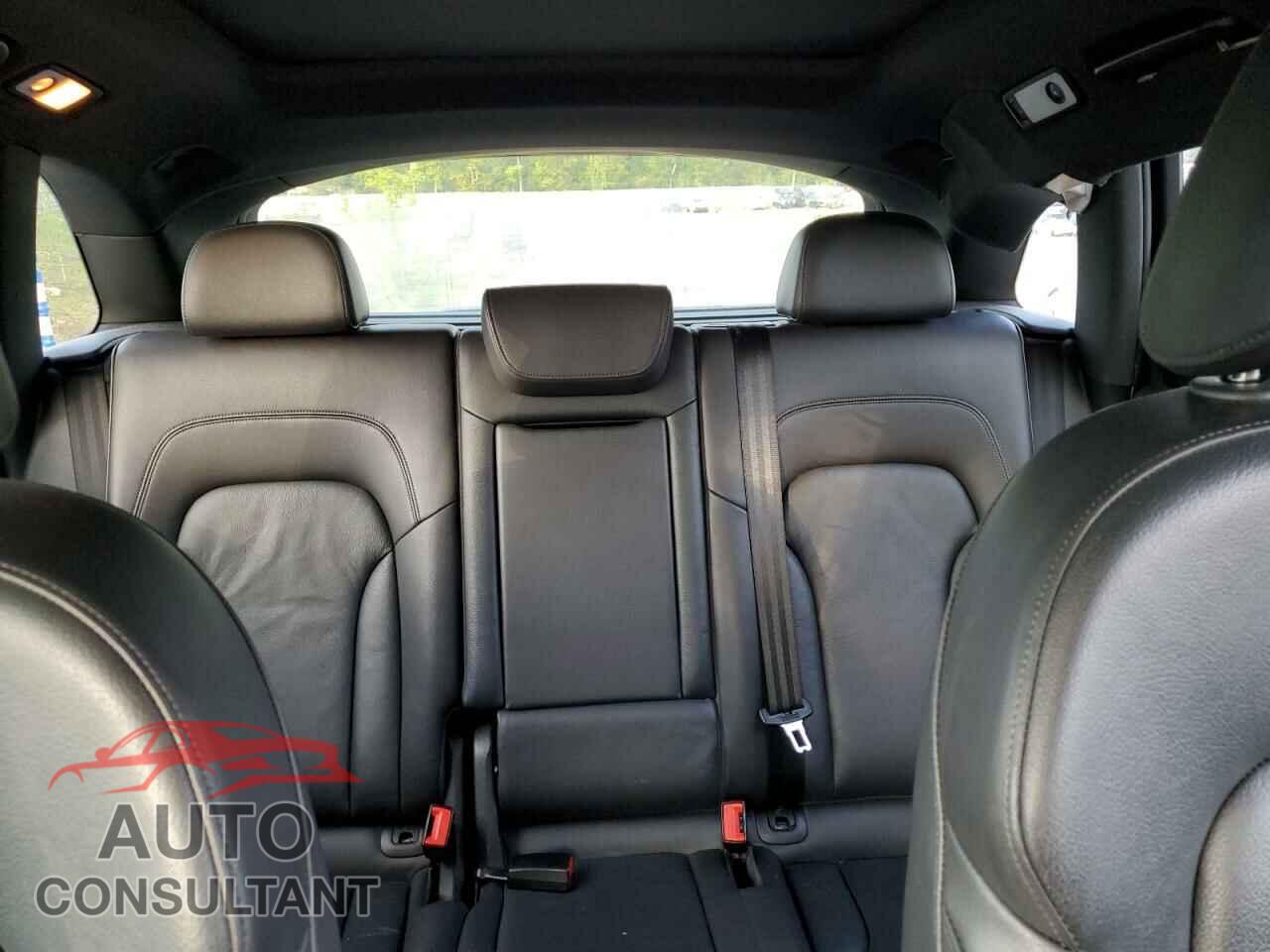 AUDI Q5 2017 - WA1M2AFP2HA072226