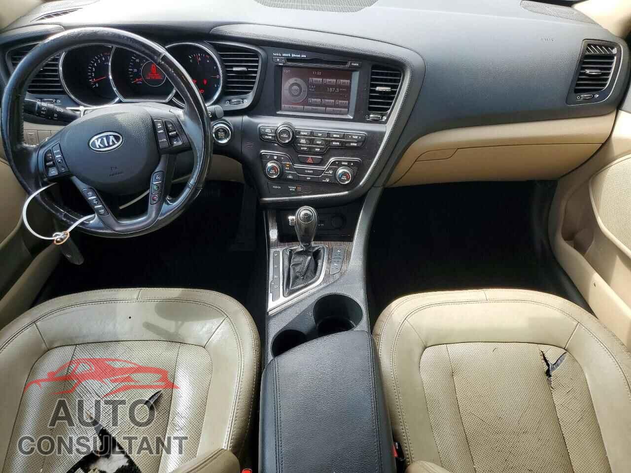 KIA OPTIMA 2011 - KNAGN4A74B5086628
