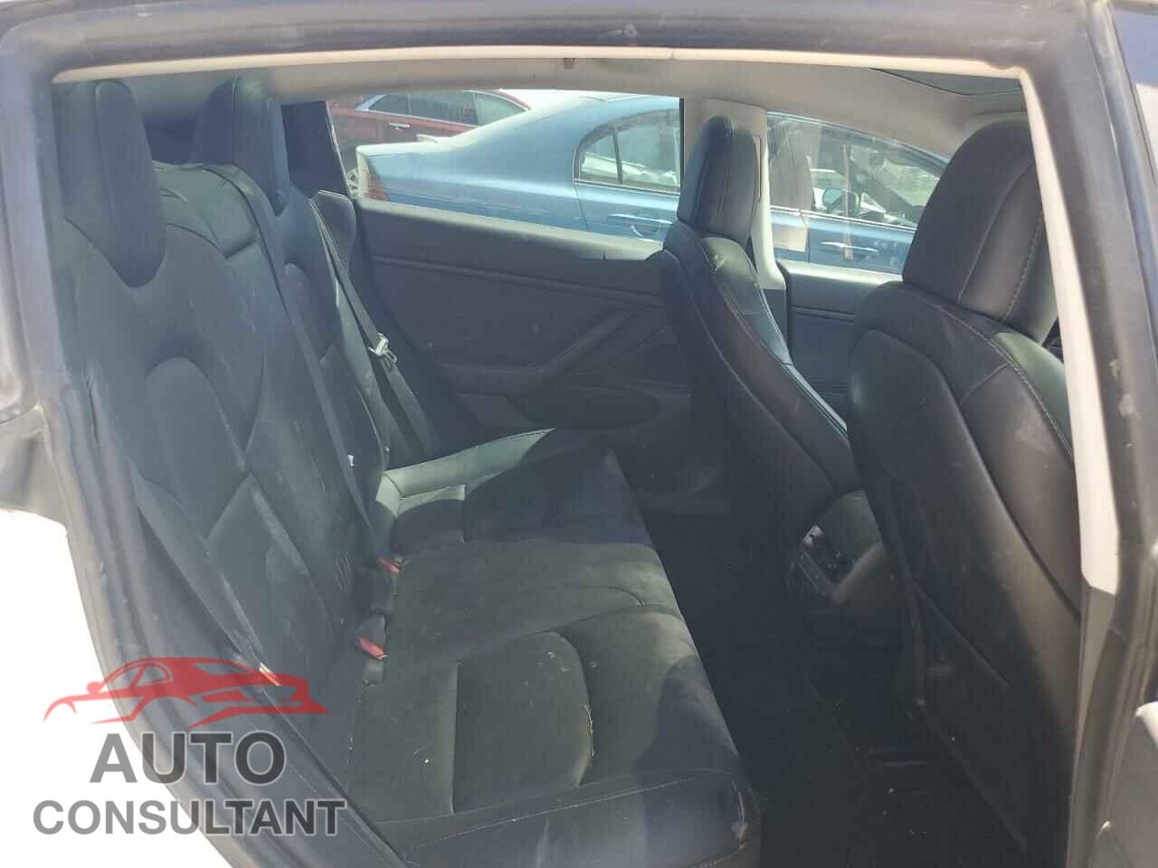 TESLA MODEL 3 2018 - 5YJ3E1EB8JF146812