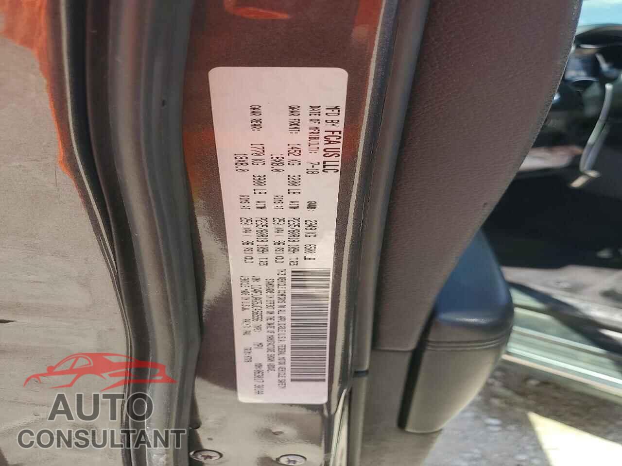DODGE DURANGO 2018 - 1C4RDJAG5JC456556