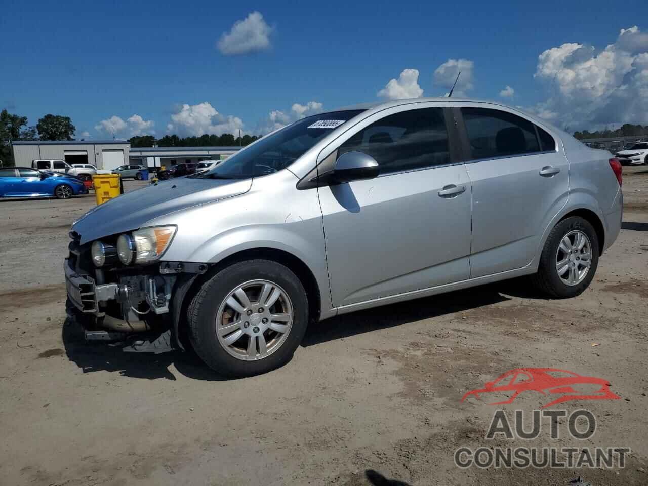 CHEVROLET SONIC 2013 - 1G1JC5SB3D4211739