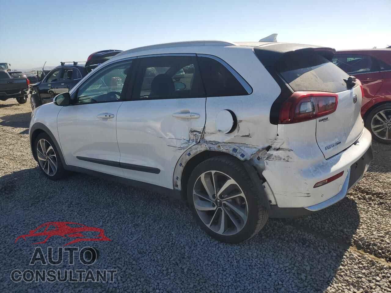 KIA NIRO 2017 - KNDCE3LC6H5045593