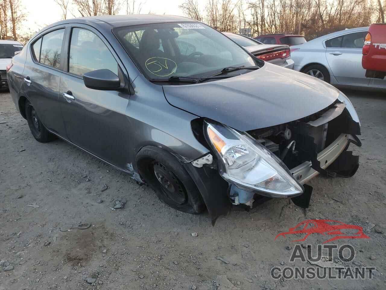 NISSAN VERSA 2017 - 3N1CN7AP2HL837367