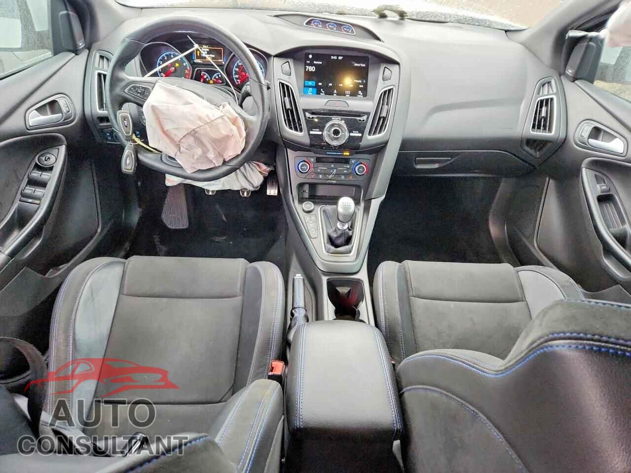 FORD FOCUS 2017 - WF0DP3THXH4120874