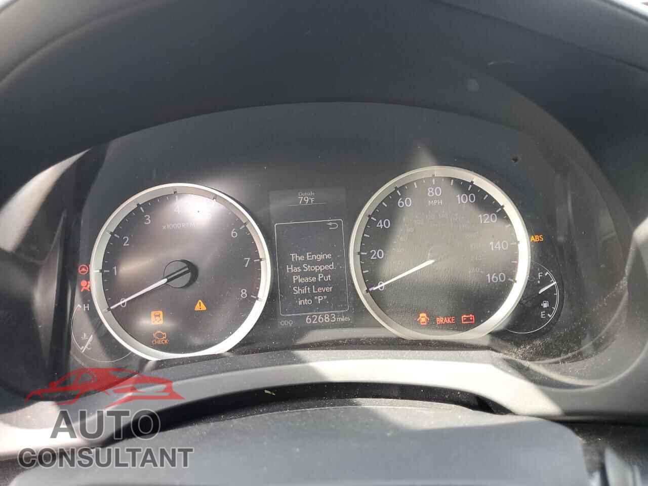 LEXUS IS 2015 - JTHCF1D20F5021714