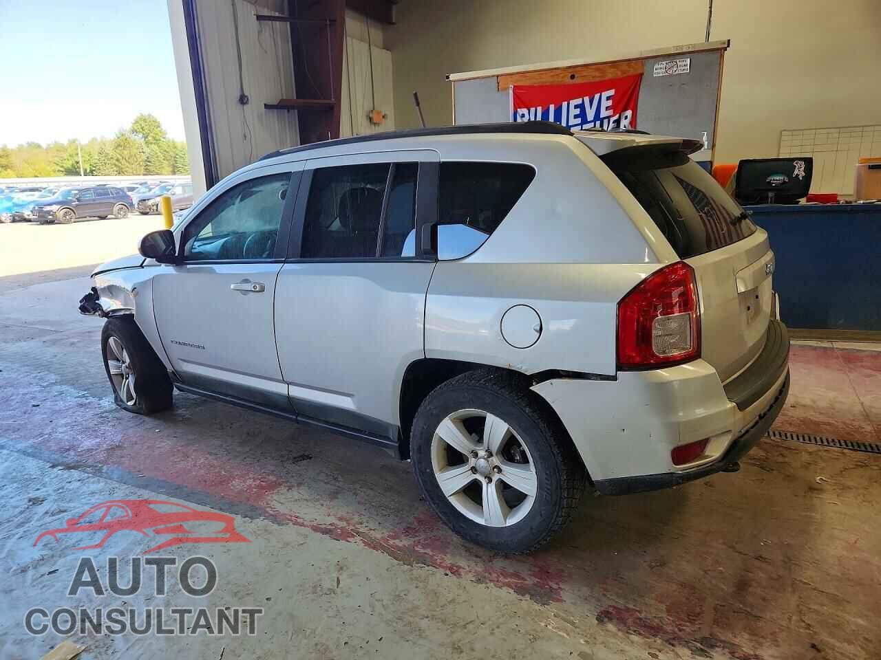 JEEP COMPASS 2011 - 1J4NF1FB8BD135784
