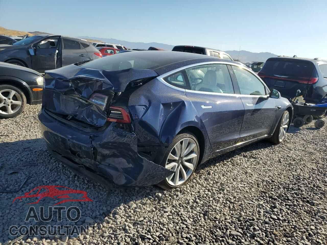 TESLA MODEL 3 2018 - 5YJ3E1EB4JF101009