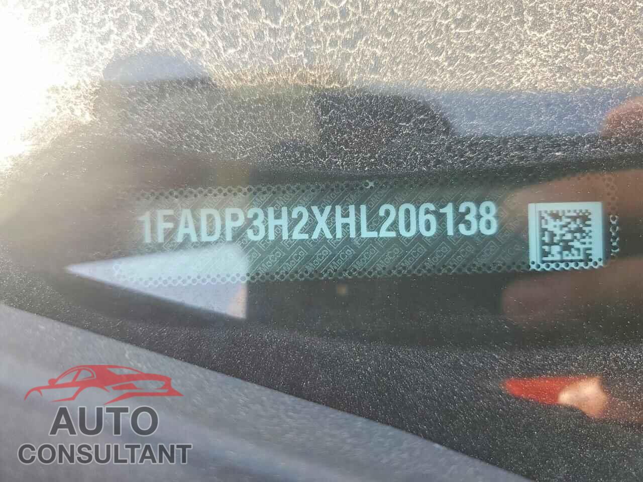 FORD FOCUS 2017 - 1FADP3H2XHL206138
