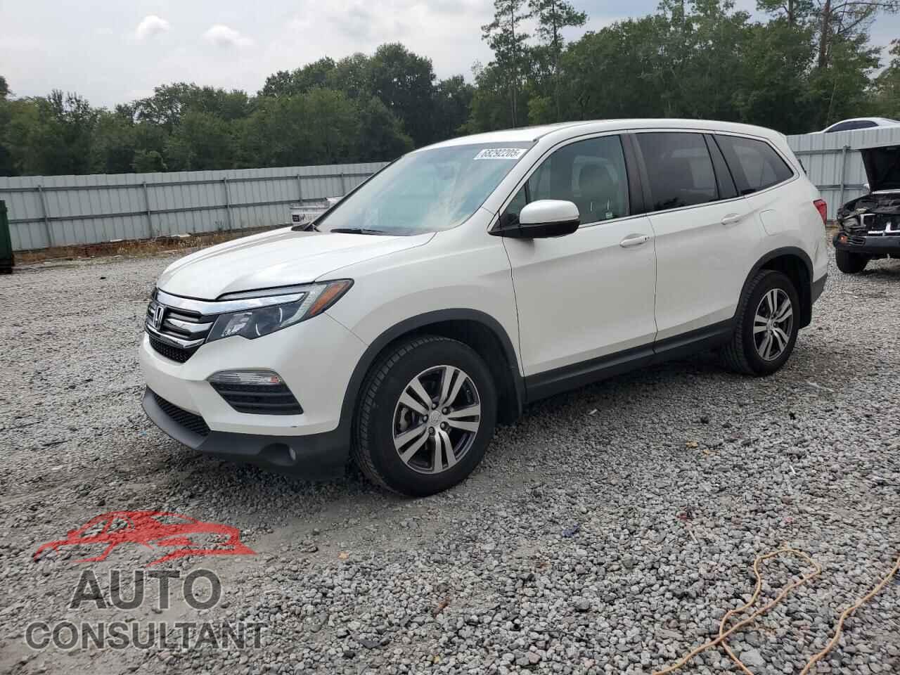HONDA PILOT 2017 - 5FNYF5H71HB009979