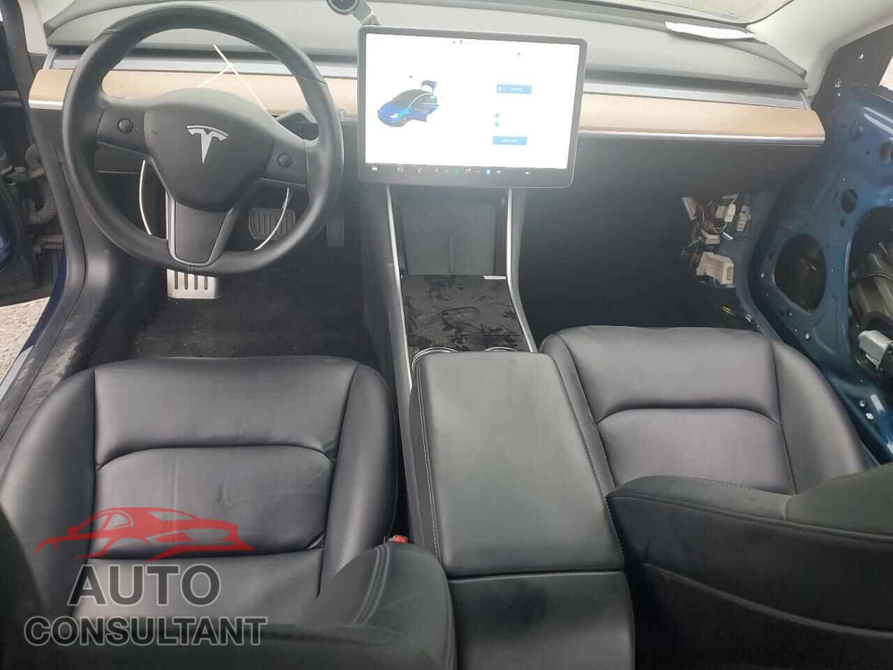 TESLA MODEL 3 2019 - 5YJ3E1EB2KF387444