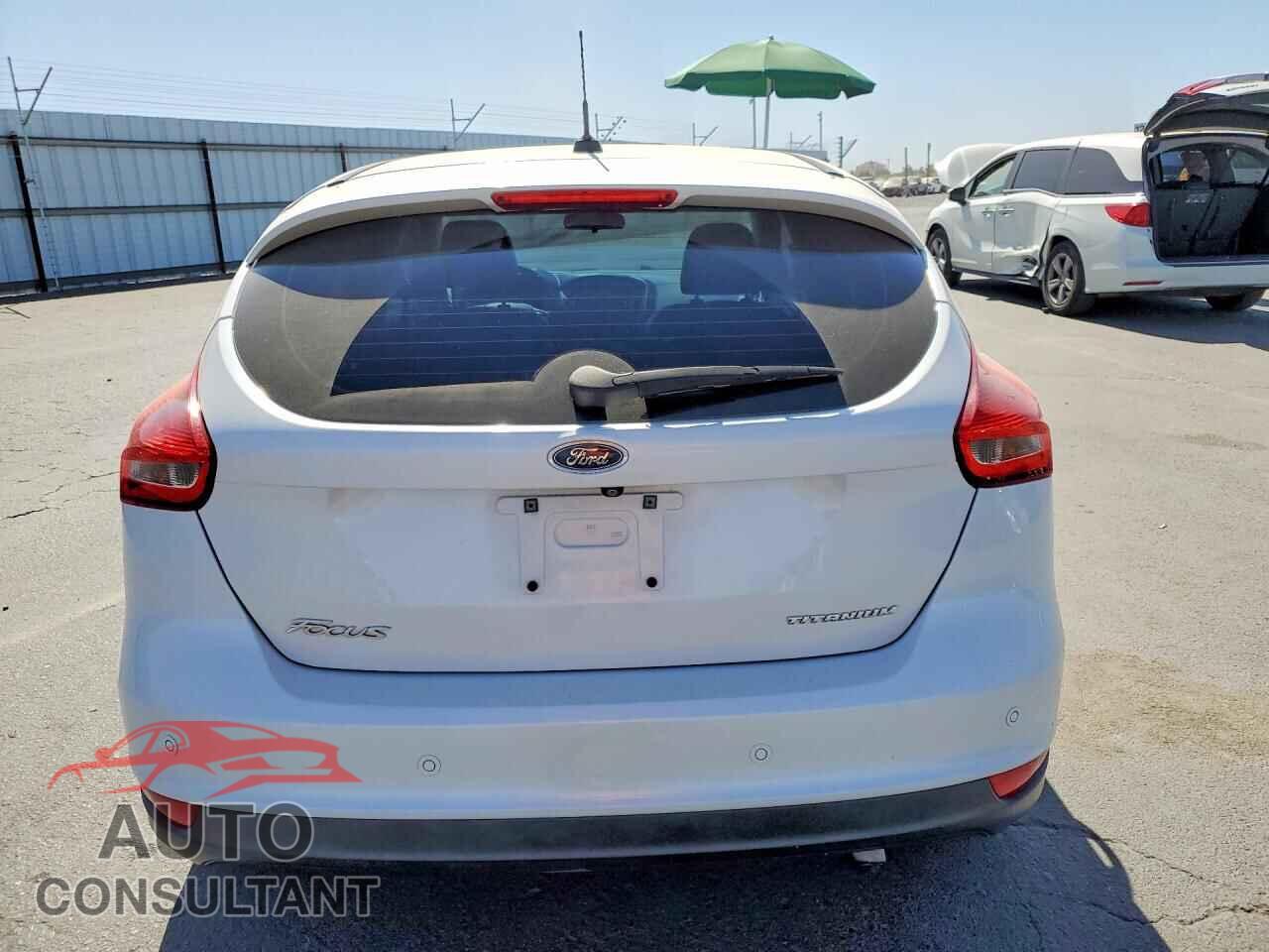 FORD FOCUS 2016 - 1FADP3N27GL362978