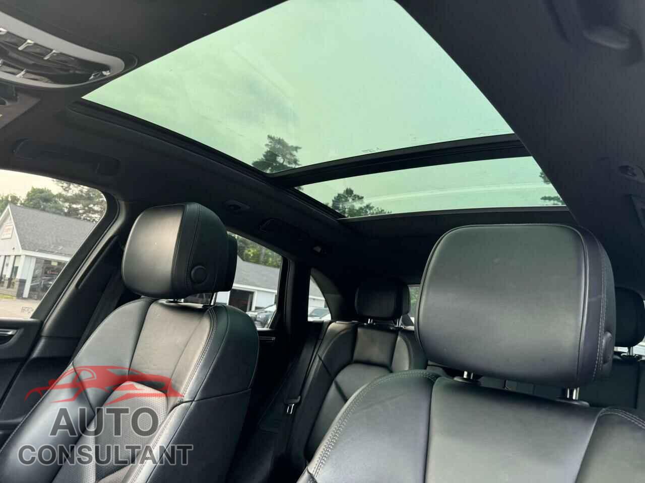 PORSCHE MACAN 2021 - WP1AA2A55MLB07121