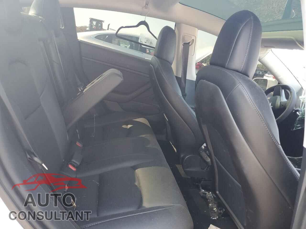 TESLA MODEL 3 2020 - 5YJ3E1EB8LF637366