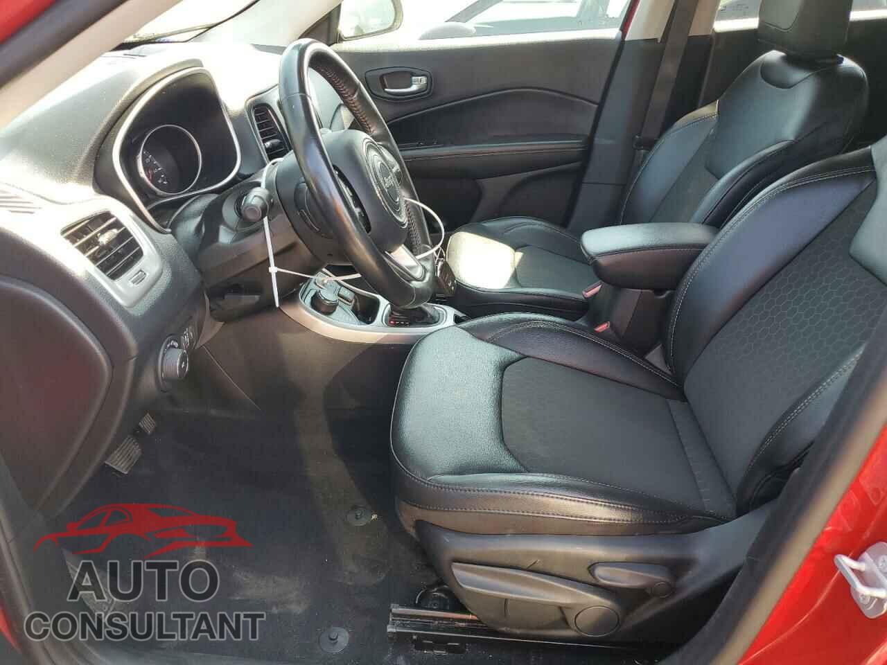 JEEP COMPASS 2020 - 3C4NJDBB7LT117543