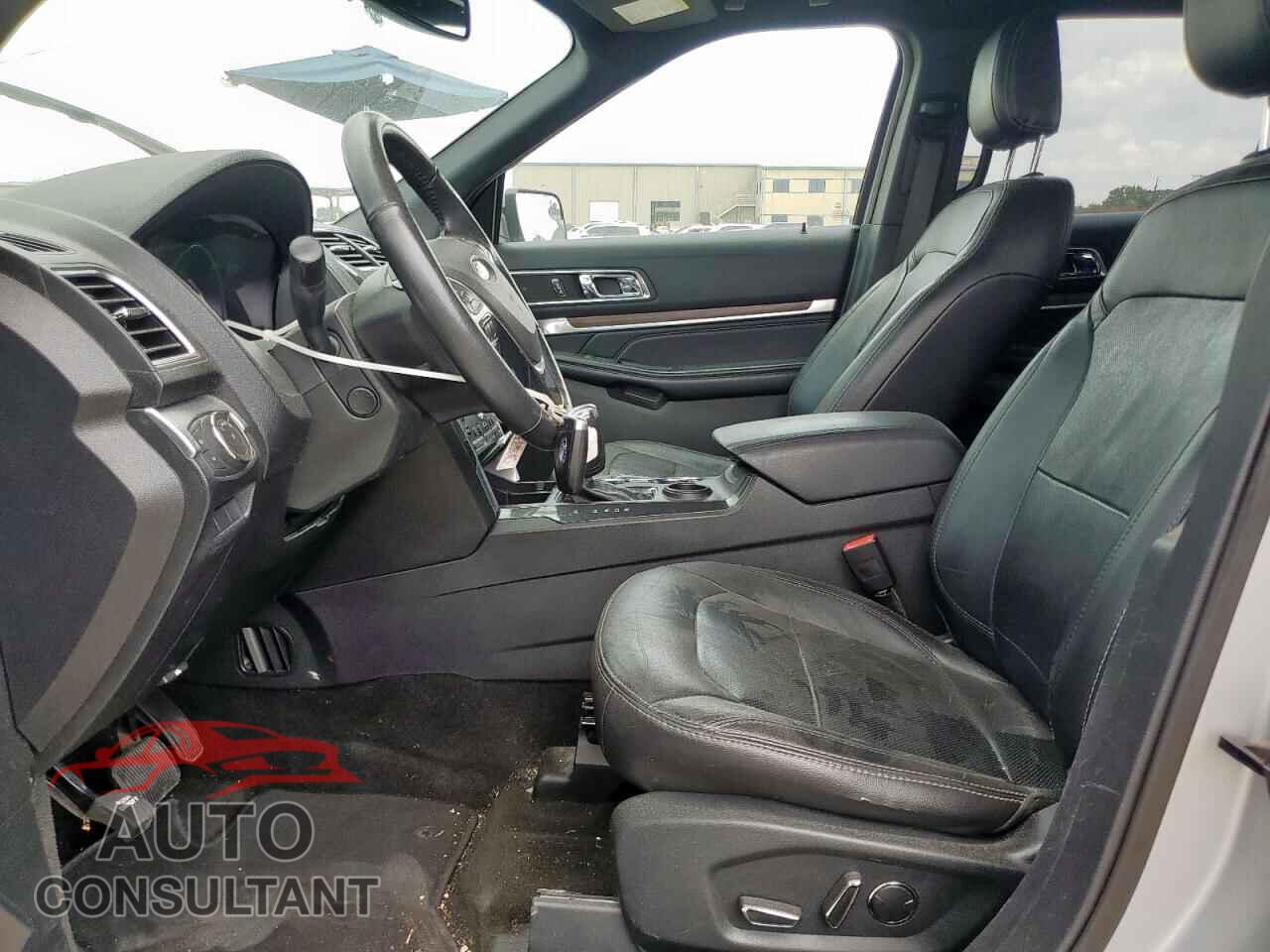 FORD EXPLORER 2018 - 1FM5K7F88JGB11518