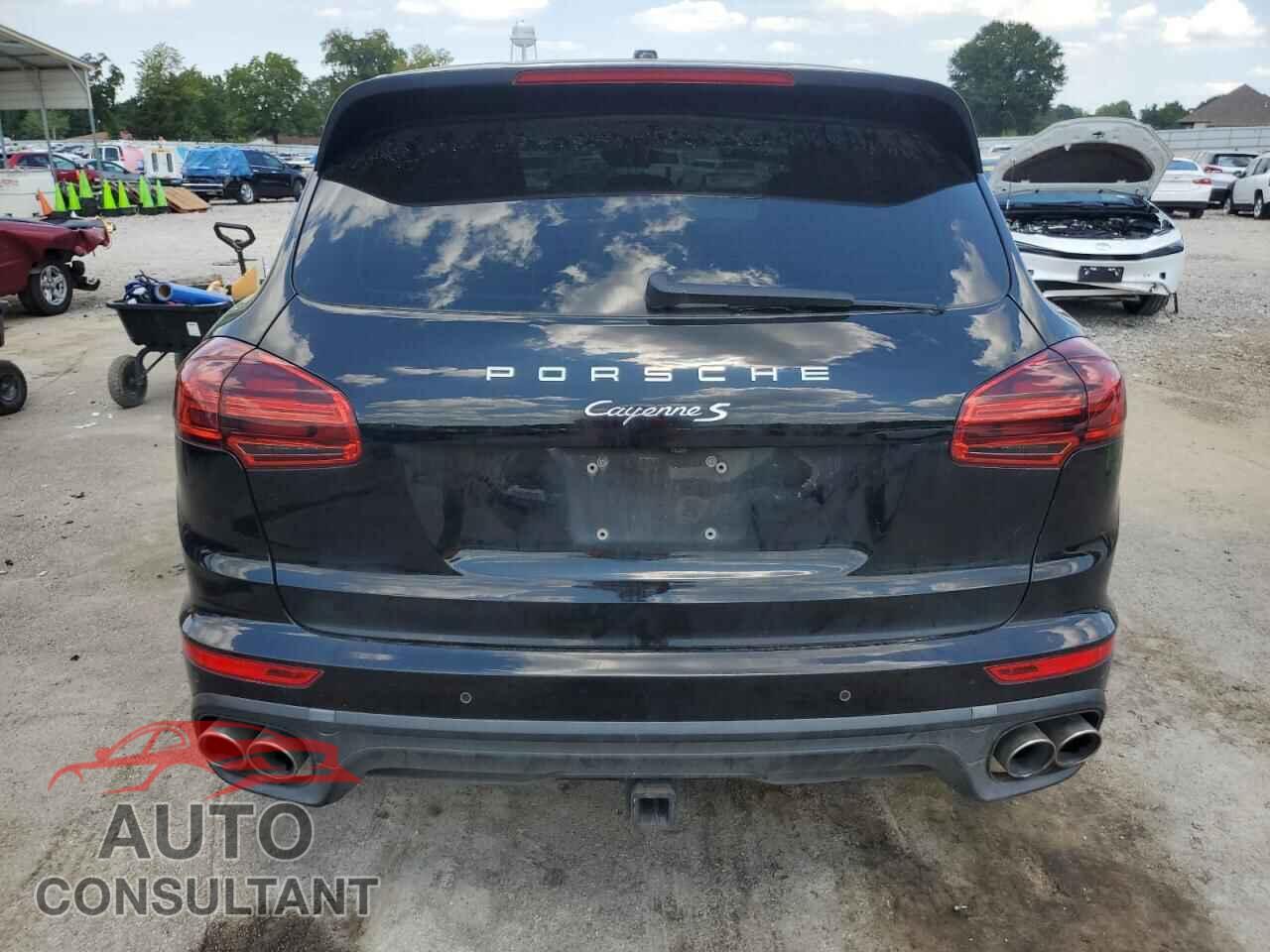 PORSCHE CAYENNE 2015 - WP1AB2A21FLA58022