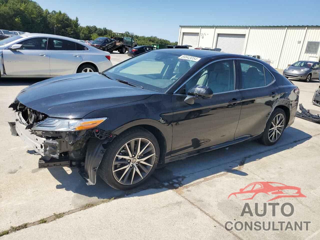 TOYOTA CAMRY 2023 - 4T1F11AKXPU156431